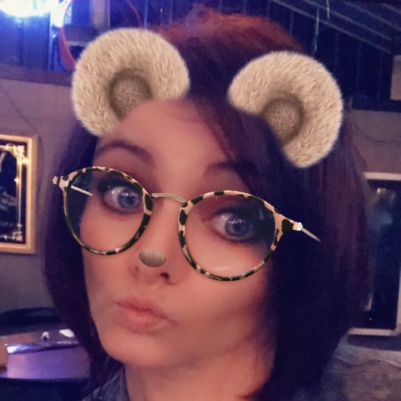 Meet your Posher, Nicci - Picture 1 of 1